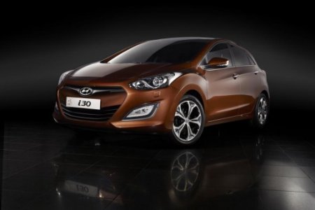 Рестайлинговый Hyundai i30 оснастят "роботом" и 3-цилиндровым мотором Рестайлинговый Hyundai i30 оснастят "роботом" и 3-цилиндровым мотором